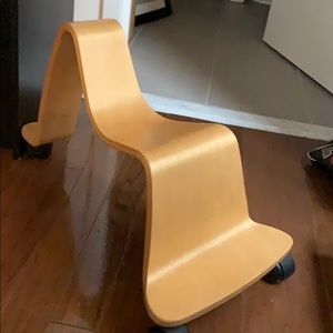 Svan wave scooter chair